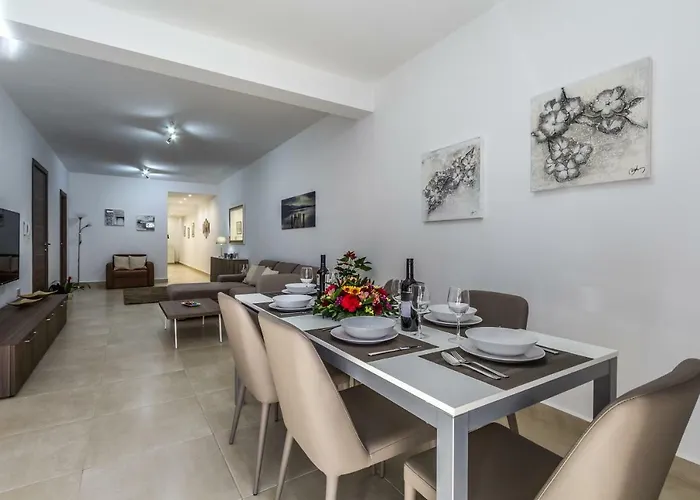 Sunny Modern * Mellieha