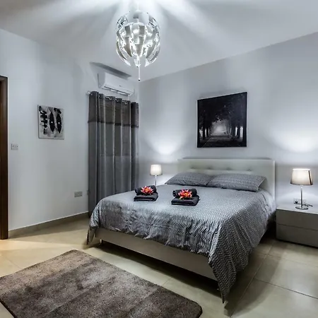 Апартаменты Sunny Modern *