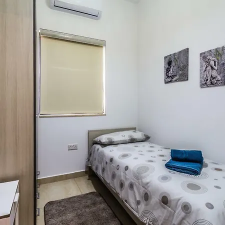 Sunny Modern *