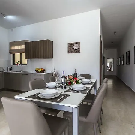 Apartment Sunny Modern Mellieha