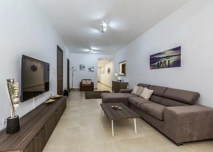 Sunny Modern Apartmán