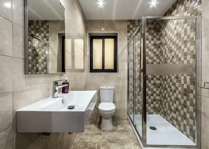 Sunny Modern Apartament *