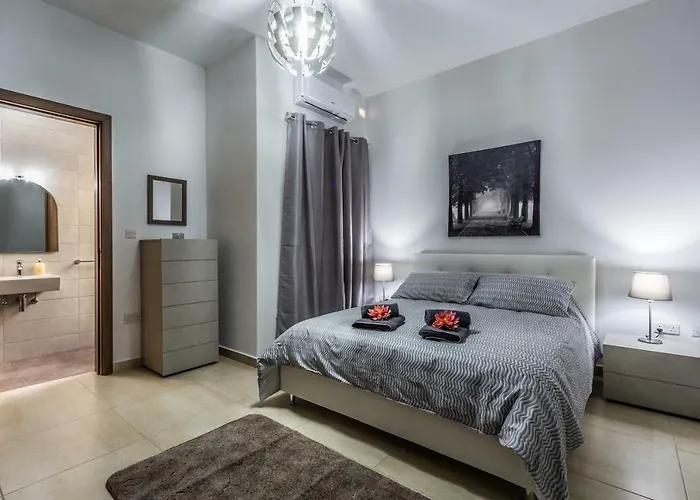 Sunny Modern Apartmán